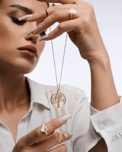 gold jewellery photography dubai